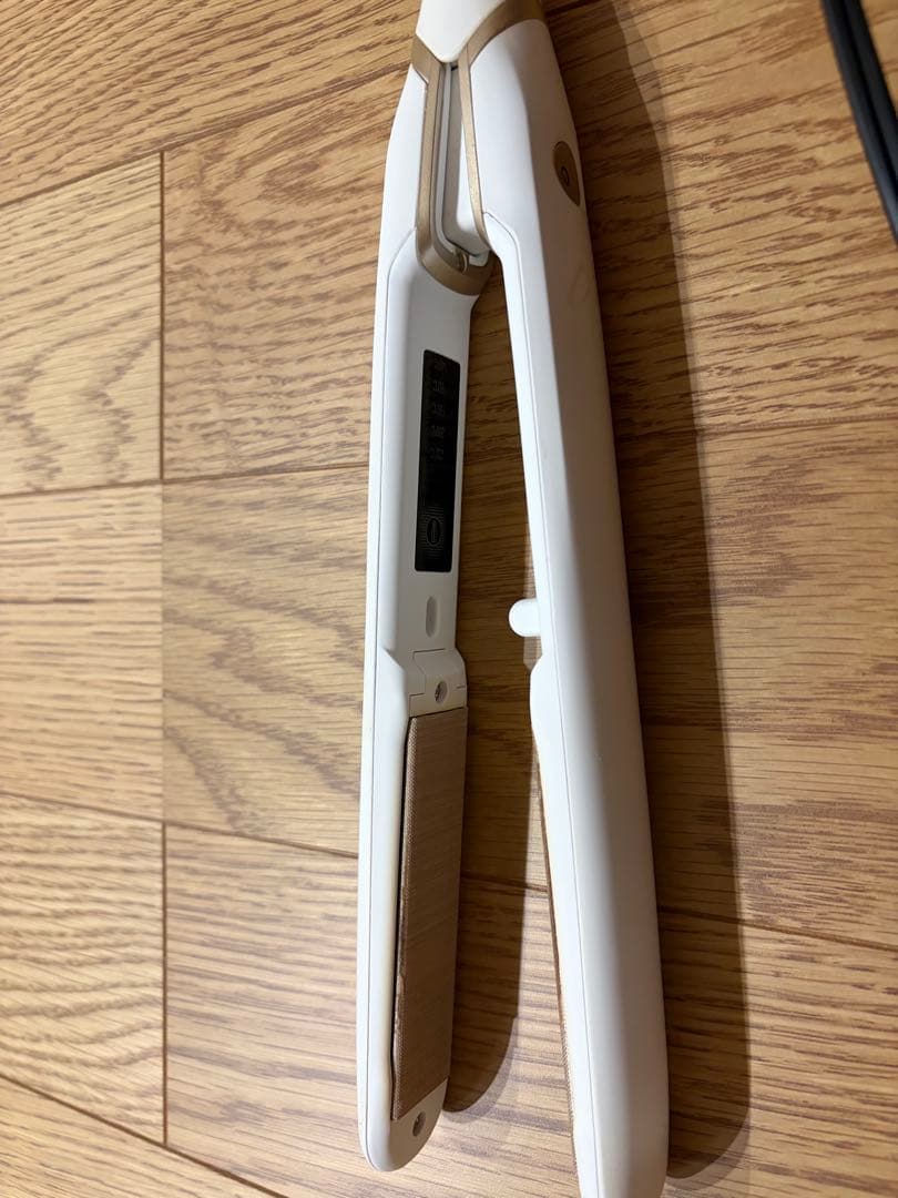 キヌジョ　kinujo ストレートヘアアイロン