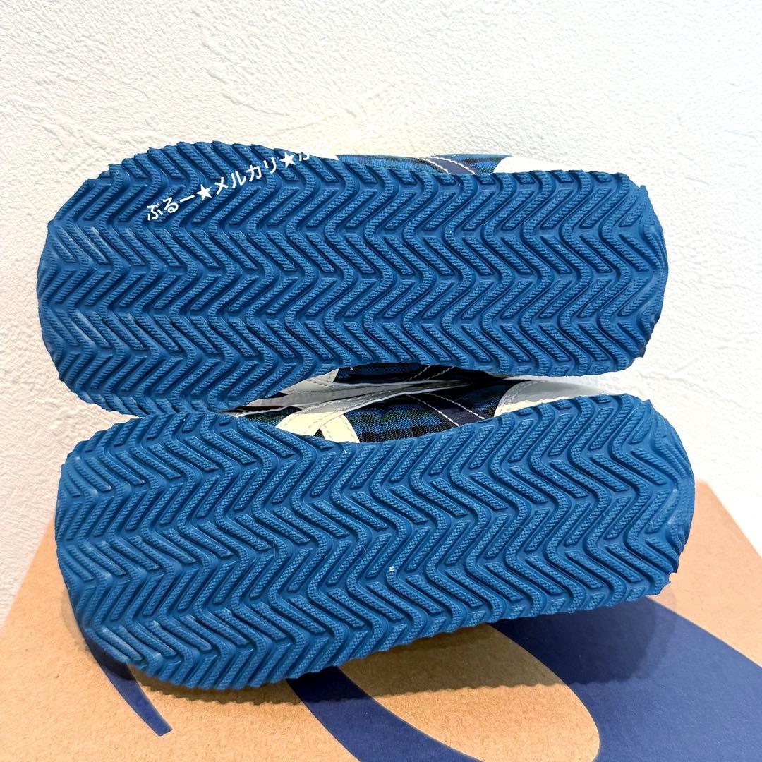 新品★ファミリア アシックス スニーカー 17cm チェック 青　未使用