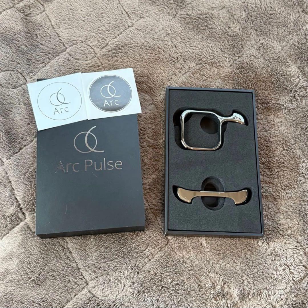 Arc Pulse iPhone 15Pro バンパーTitan Gray