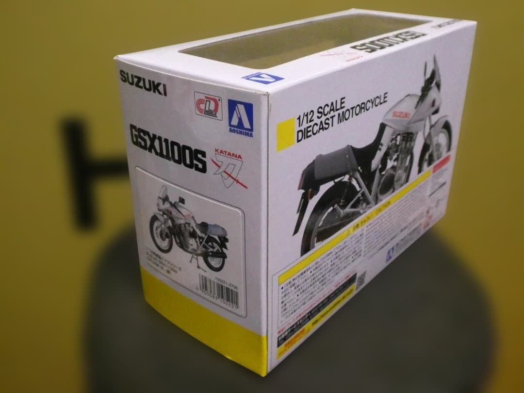 【未開封品】 SUZUKI GSX1100S KATANA 刀 1/12模型