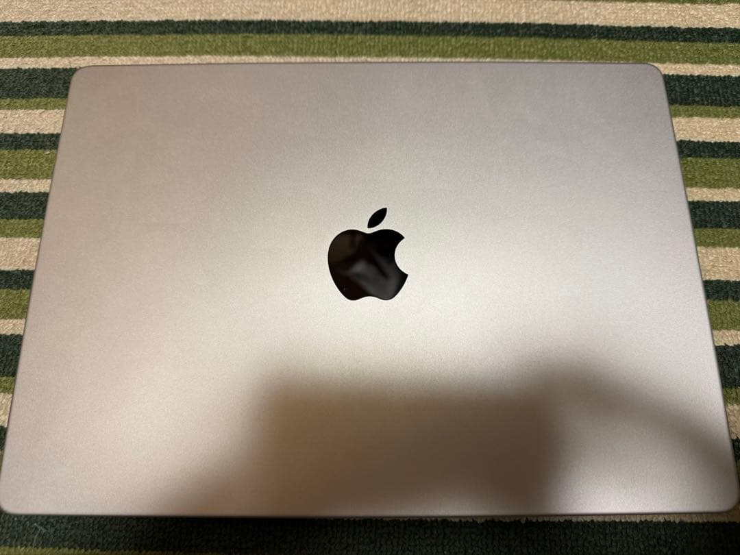 【美品】MacBook Pro 14インチ 16GB / 512GB シルバー