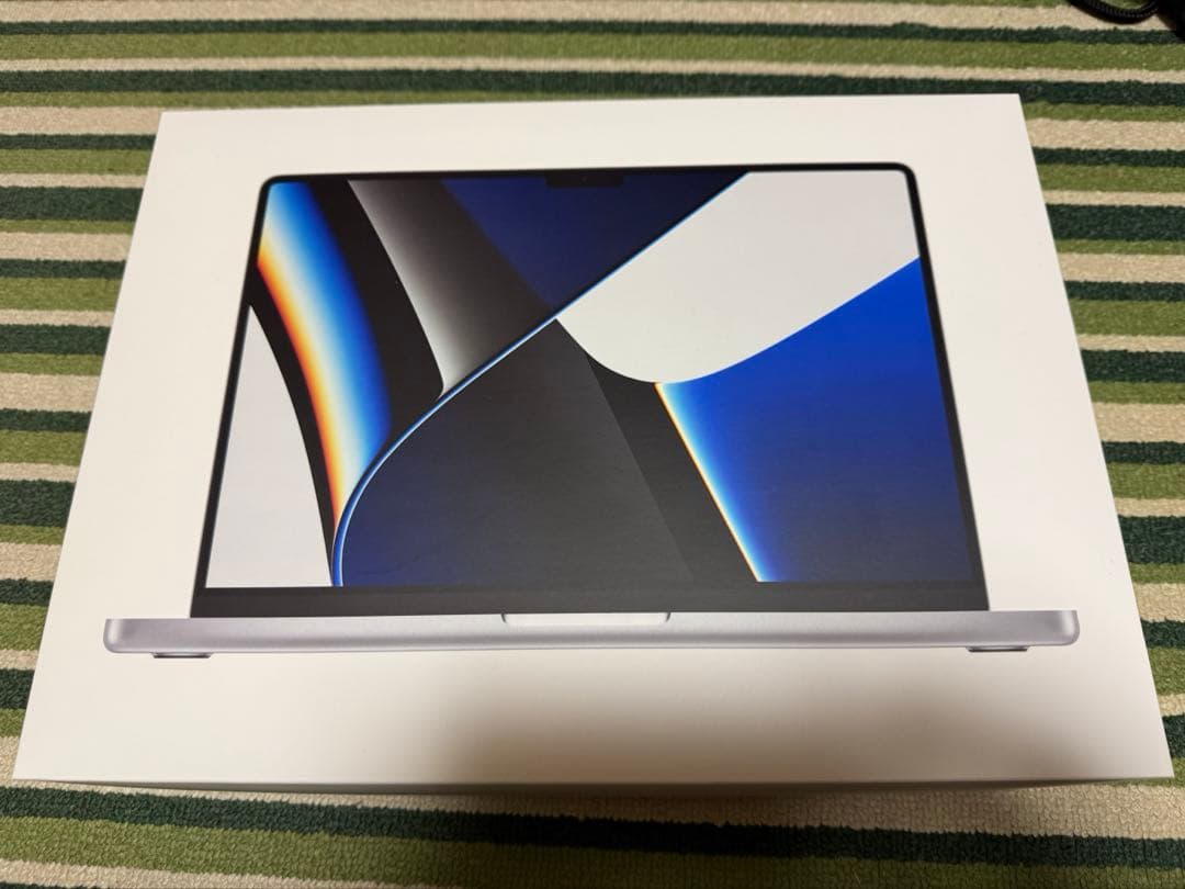 【美品】MacBook Pro 14インチ 16GB / 512GB シルバー