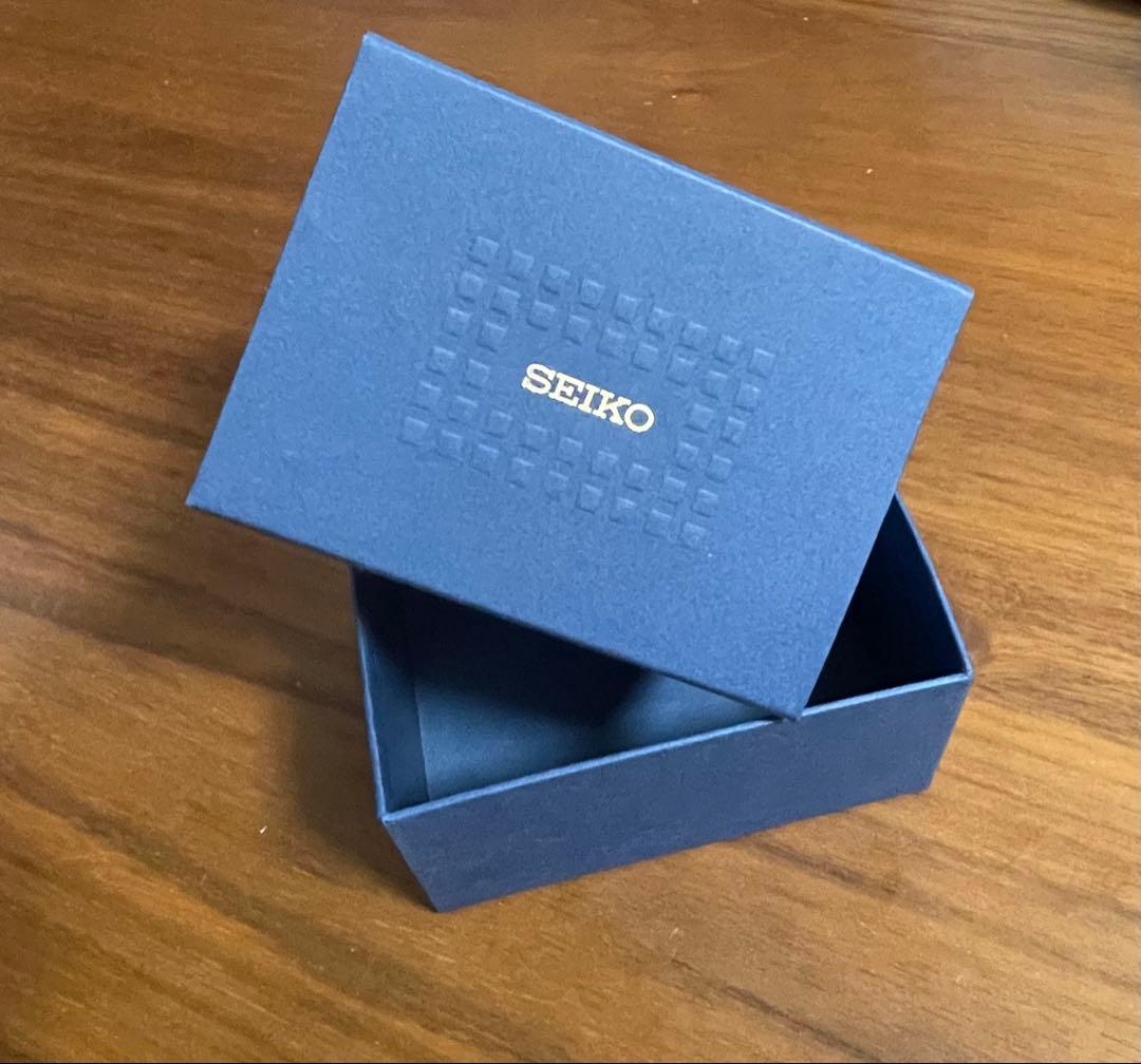 稼働品 SEIKO セイコー ソーラー チタニウムV145-0D60腕時計未使用