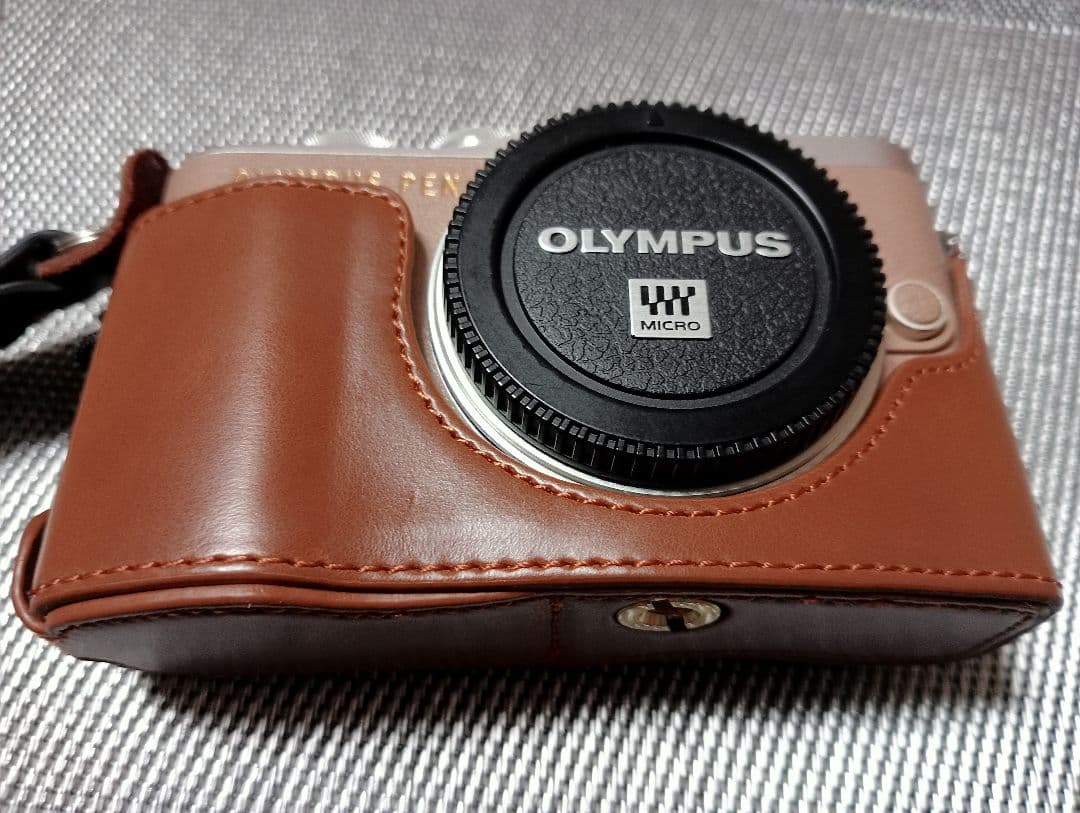 OLYMPUS　pen E-PL10