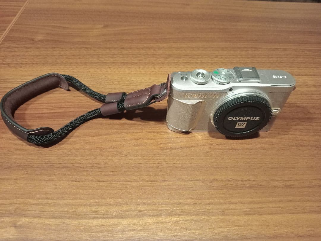 OLYMPUS　pen E-PL10