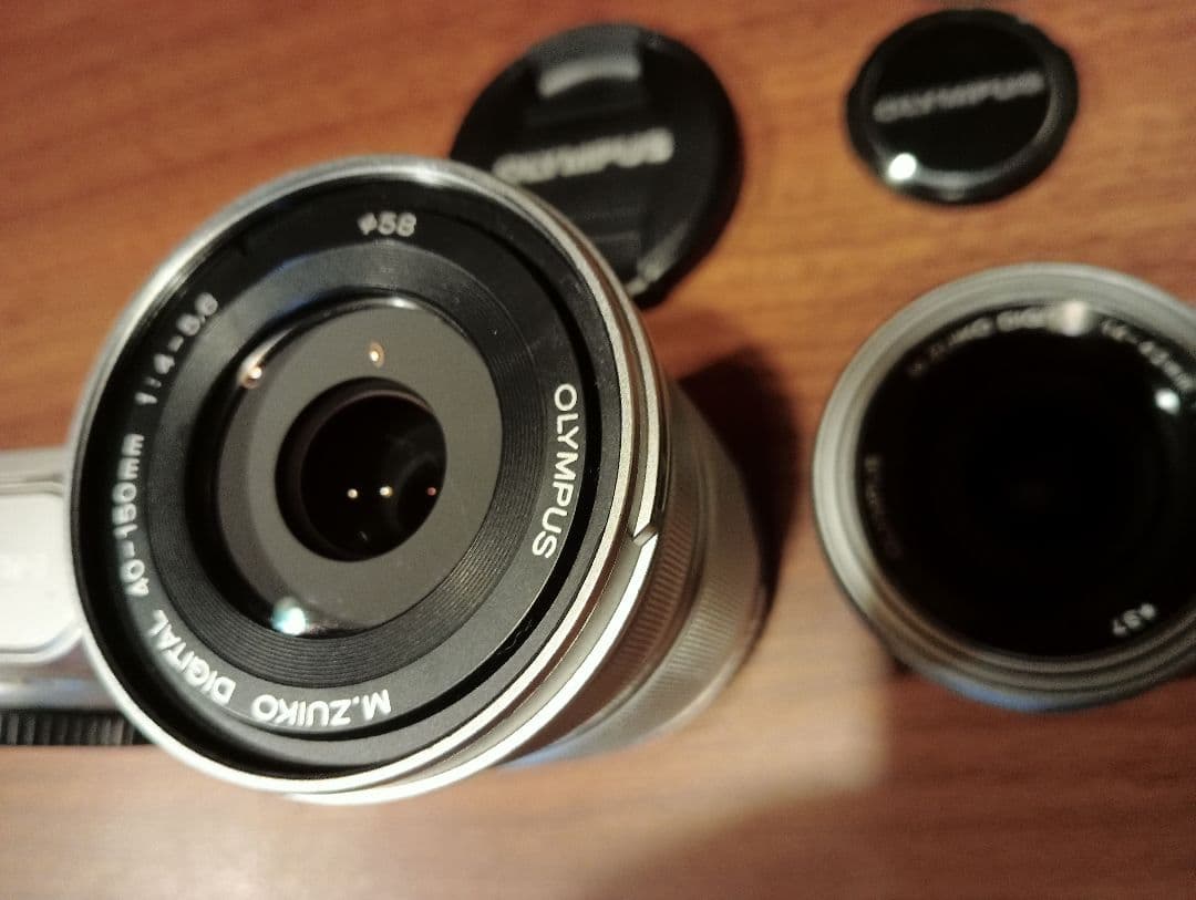 OLYMPUS　pen E-PL10