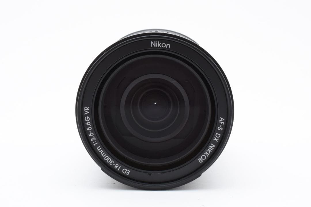 ニコン　Nikon AF-S 18-300mm F3.5-5.6G ED VR