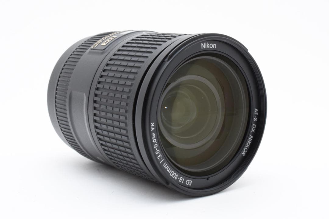 ニコン　Nikon AF-S 18-300mm F3.5-5.6G ED VR