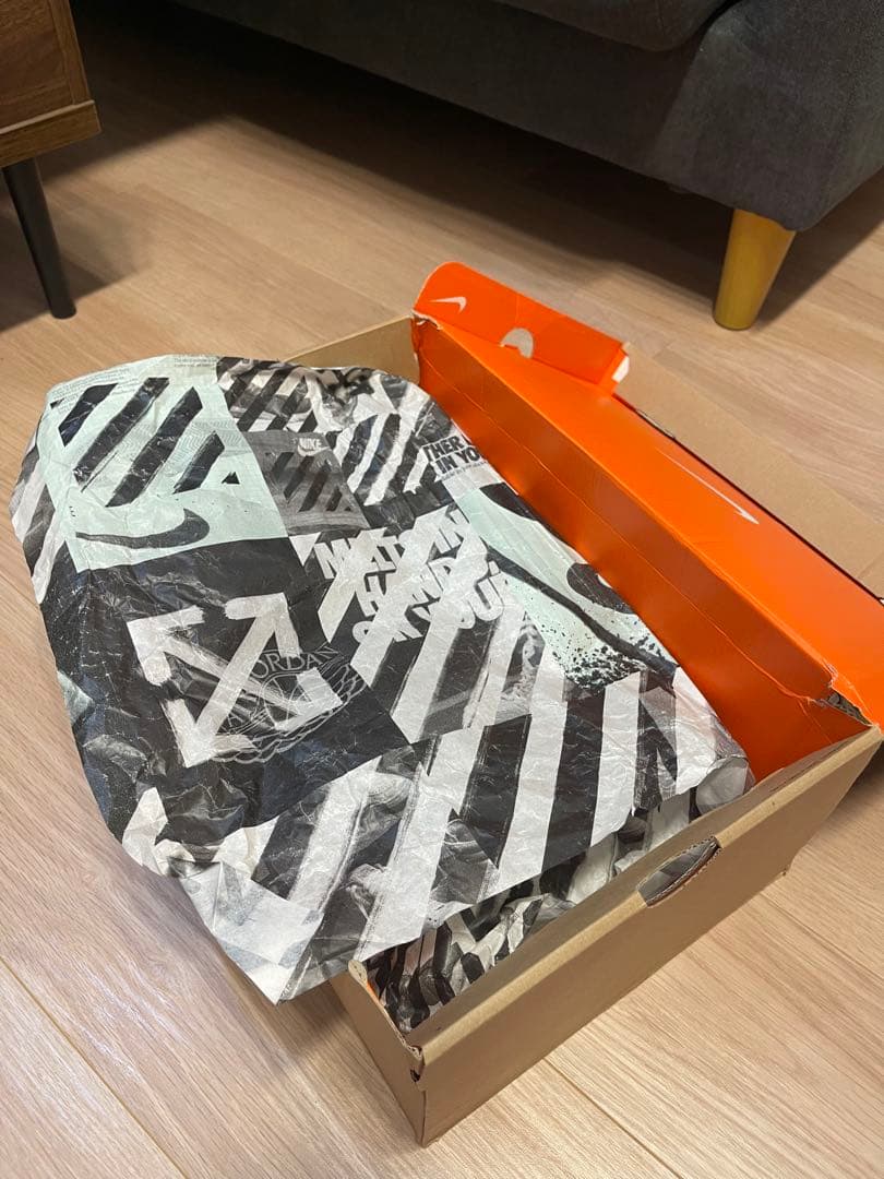 ろん　NIKEハイパーダンク×オフホワイト