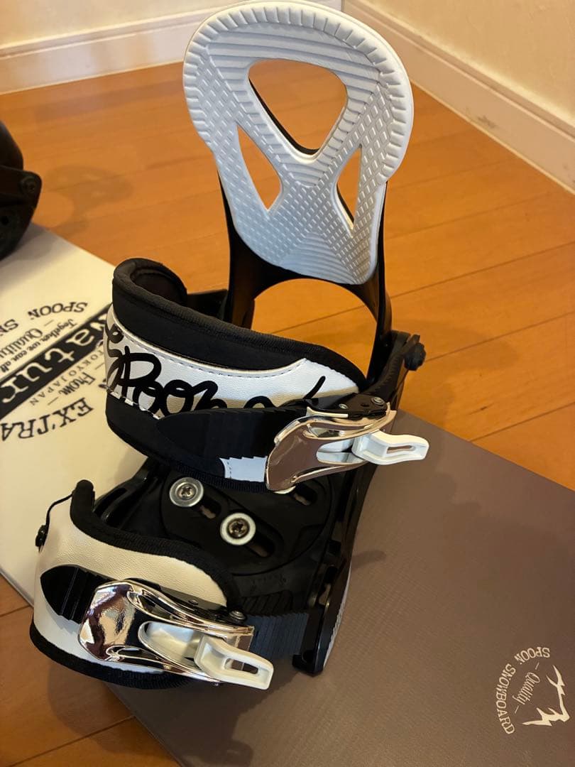 SPOONスノーボードジュニア130cm ビンディングセット