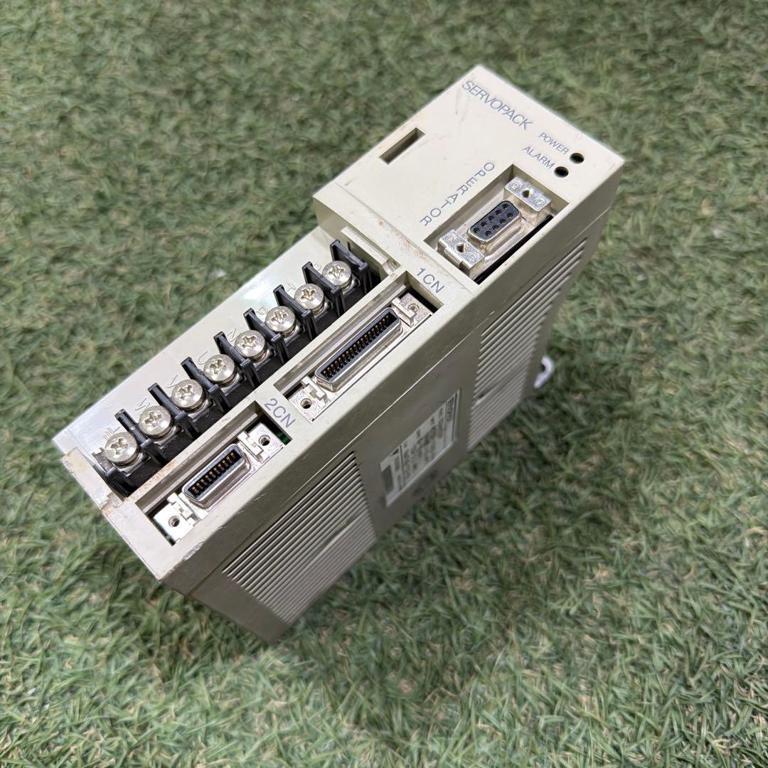 中古 YASKAWA サーボパック SGDA-01BP SERVOPACK