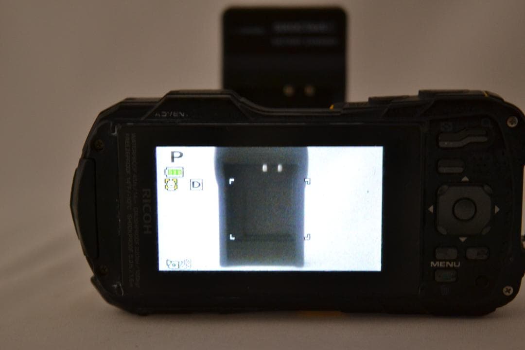 リコー　RICOH WG-40 防水・耐衝撃カメラ