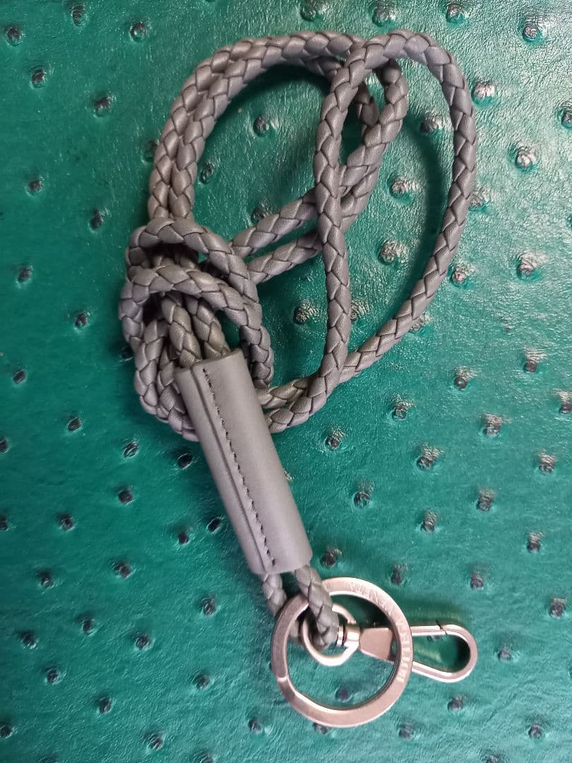 新品、未使用。ボッテガヴェネタ　キーリング　イントレチャート