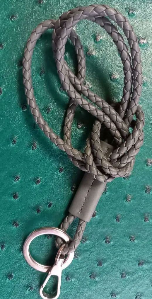 新品、未使用。ボッテガヴェネタ　キーリング　イントレチャート