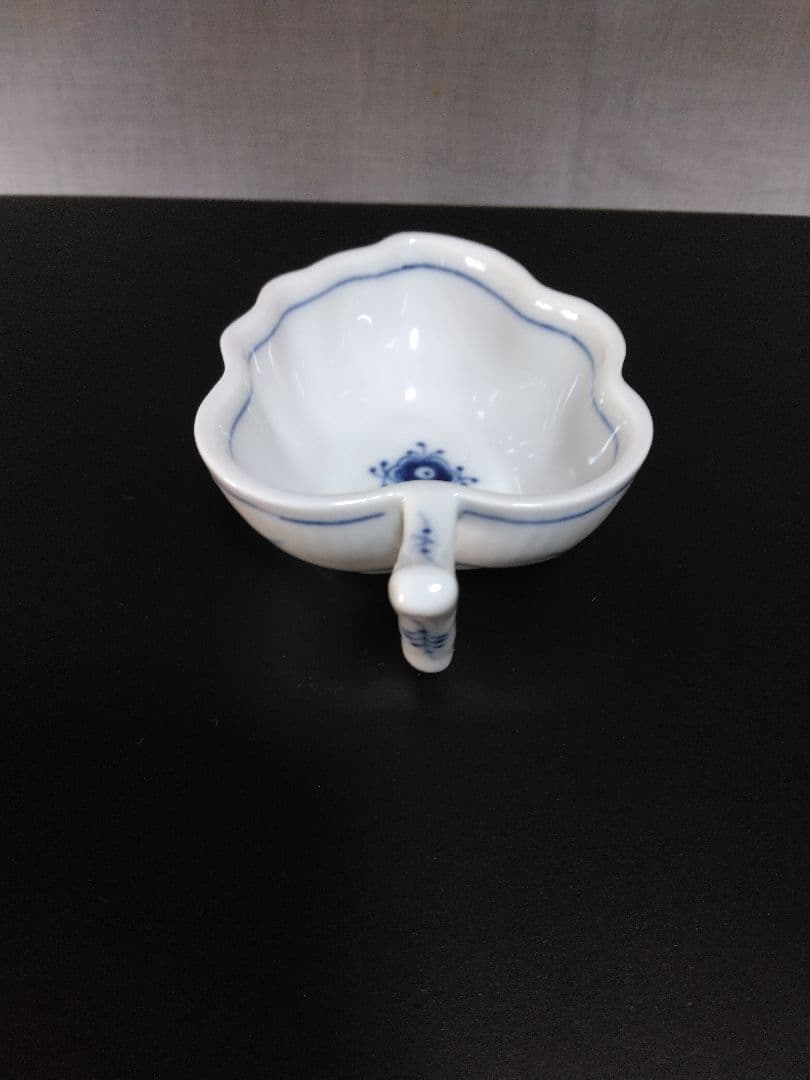 ス*ー様 ロイヤルコペンハーゲンブル－フルーテッド プレイン スモールリーンシュ