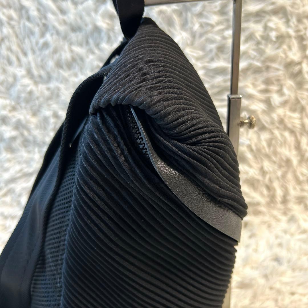 プリーツプリーズ イッセイミヤケ バイアス リュック バックパック ブラック