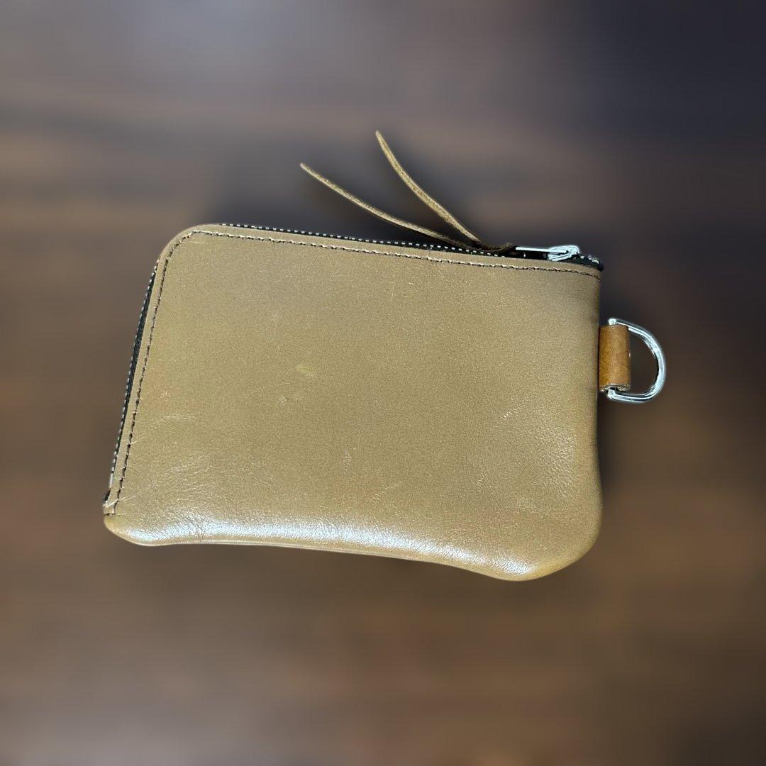 htc L字　ジップ　ウォレット　コンパクトウォレット