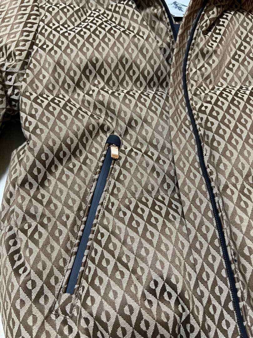 [新品] ZARA SKI 耐水加工ウィンドブレーカーダウンジャケット