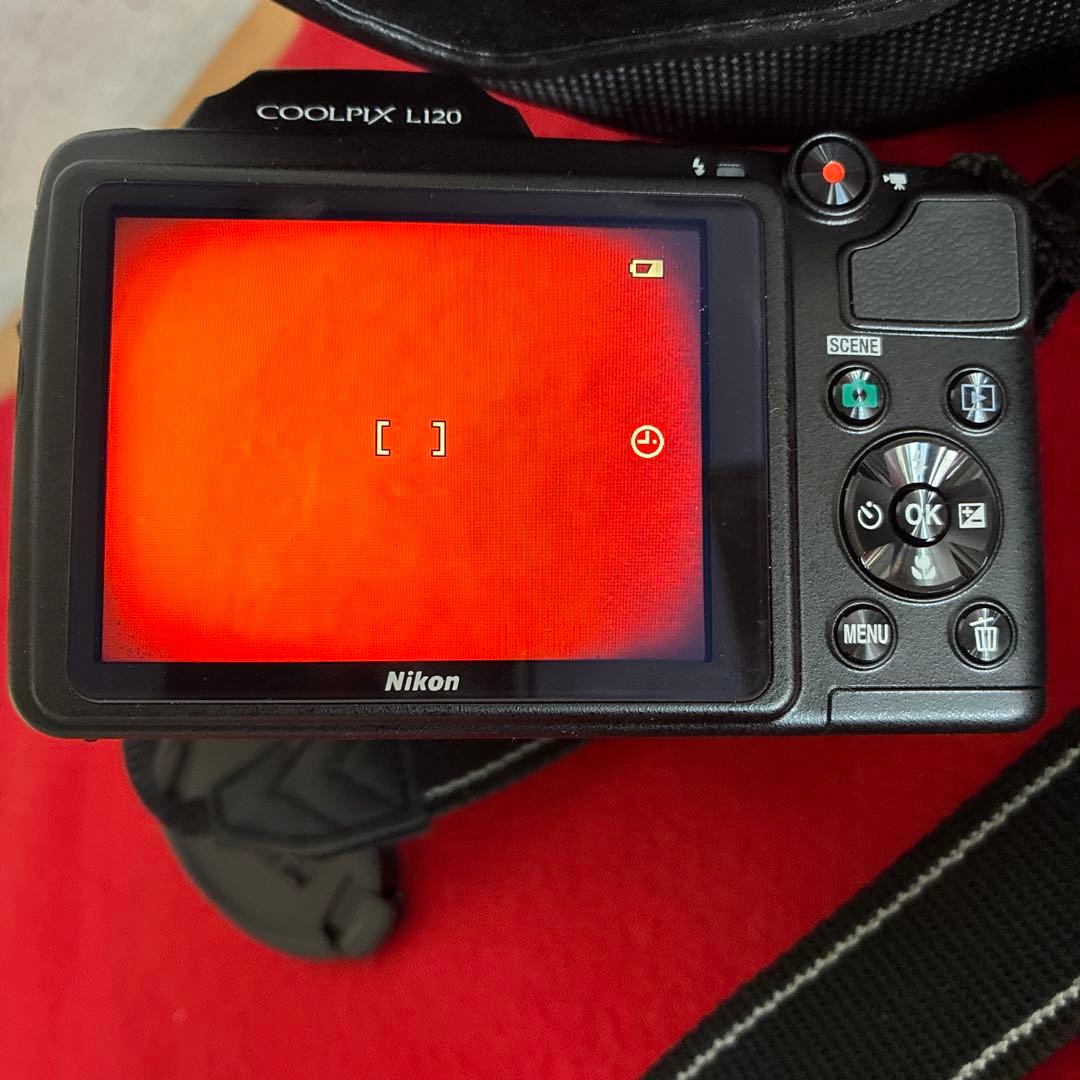 ケース付き美品　Nikon Coolpix L120 単3電池駆動