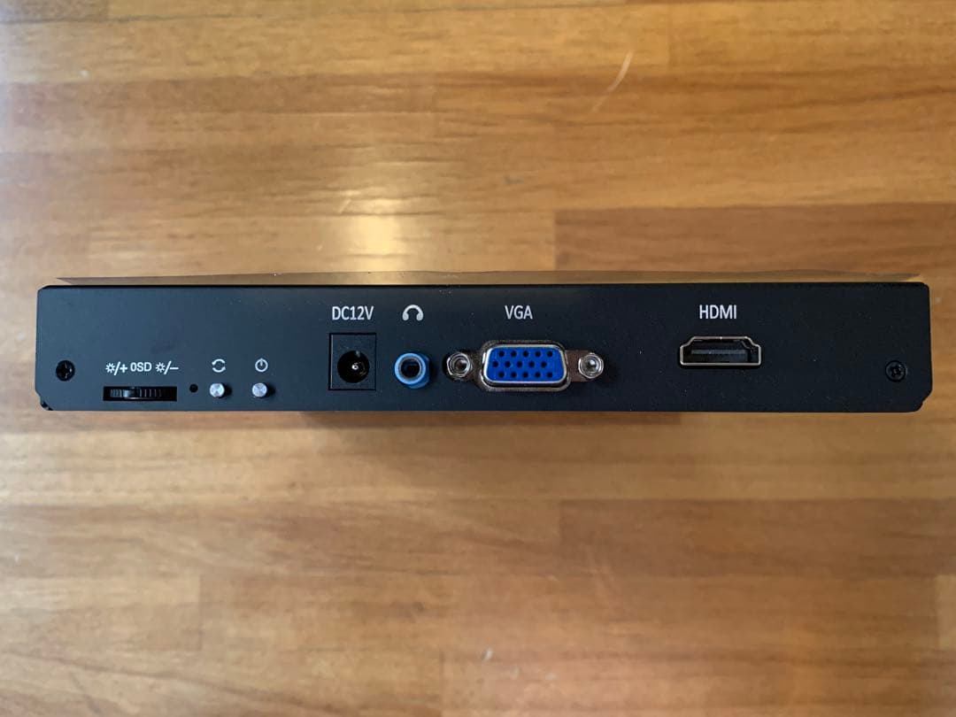 週末特価　15kHz,24kHz,31kHz 4:3表示 9.7インチ 液晶