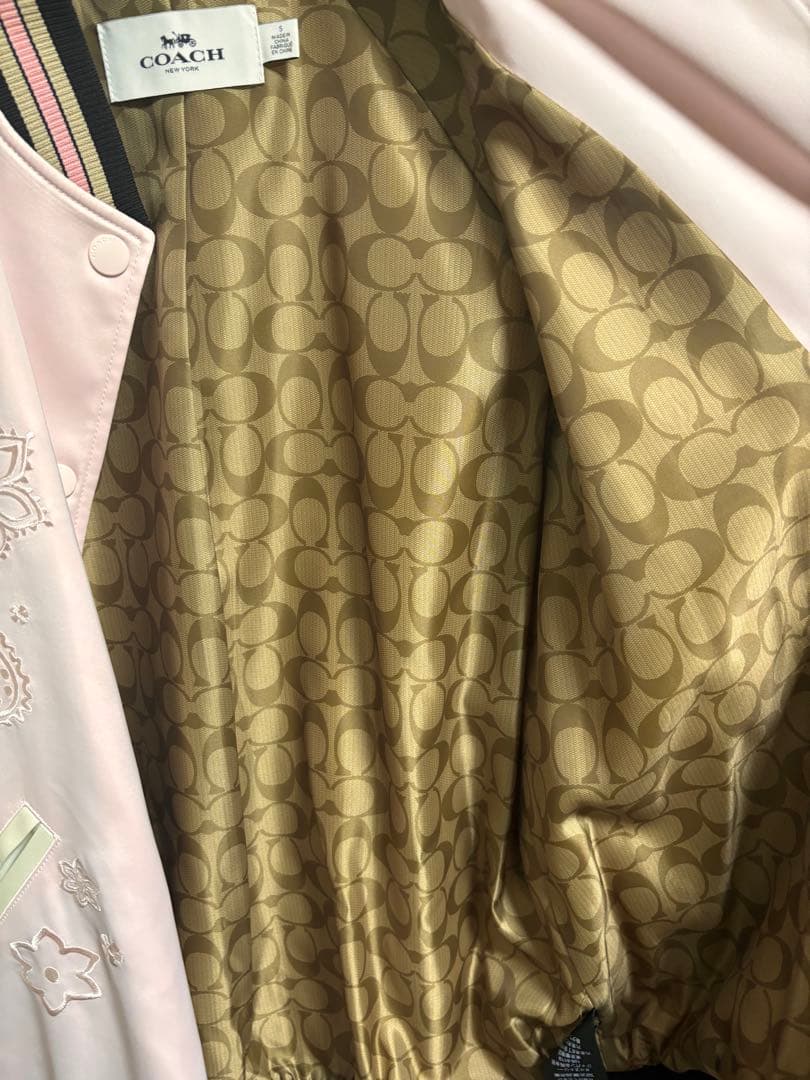 最終値下げ！大特価！週末セール！COACH ピンク刺繍ジャケット Sサイズ