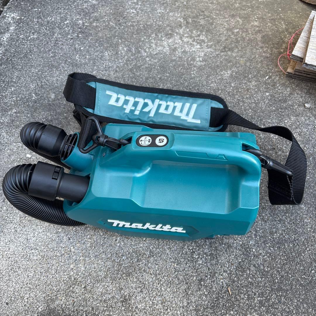 マキタ 18v コードレス掃除機　集塵機　付属品あり