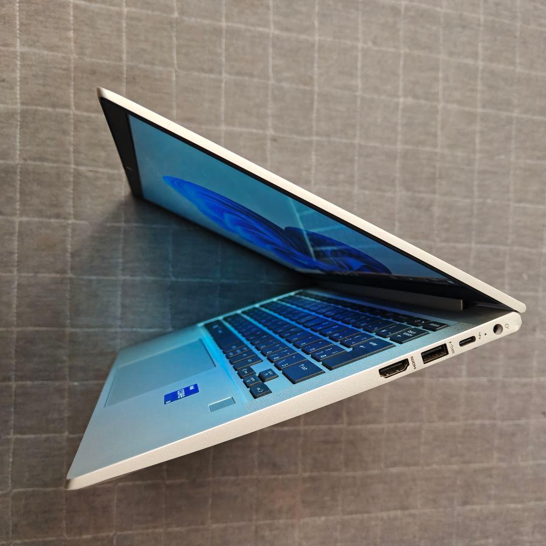 2023年6月 美品 HP 驚速12世代i5 1235u 32GB 新512G