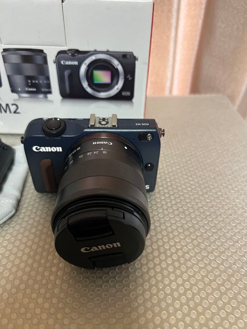 美品　Canon EOS M2 ミラーレスカメラ