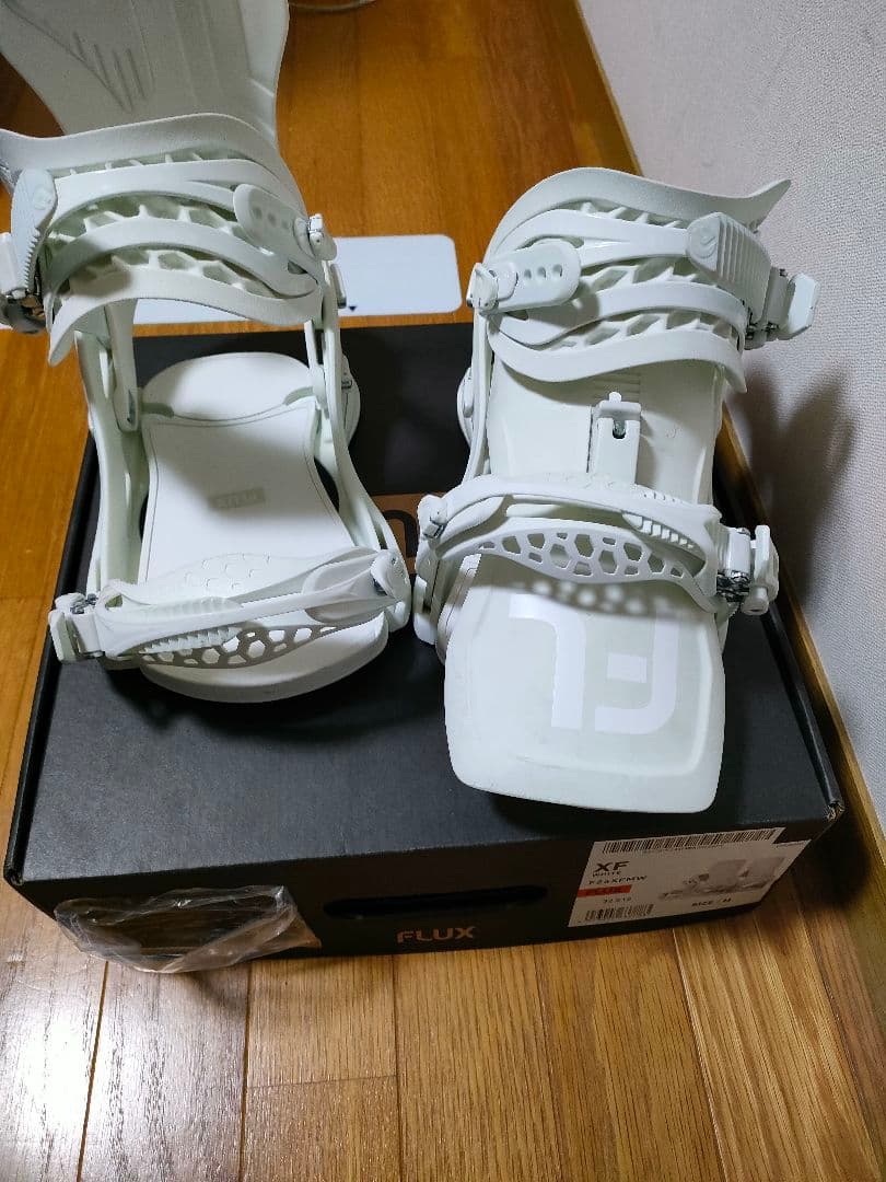 FLUX XFビンディング ホワイト M