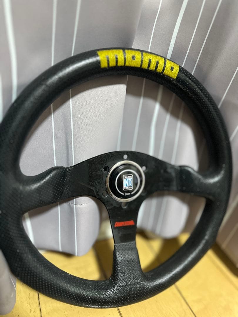momo ステアリングホイール ND ブラック