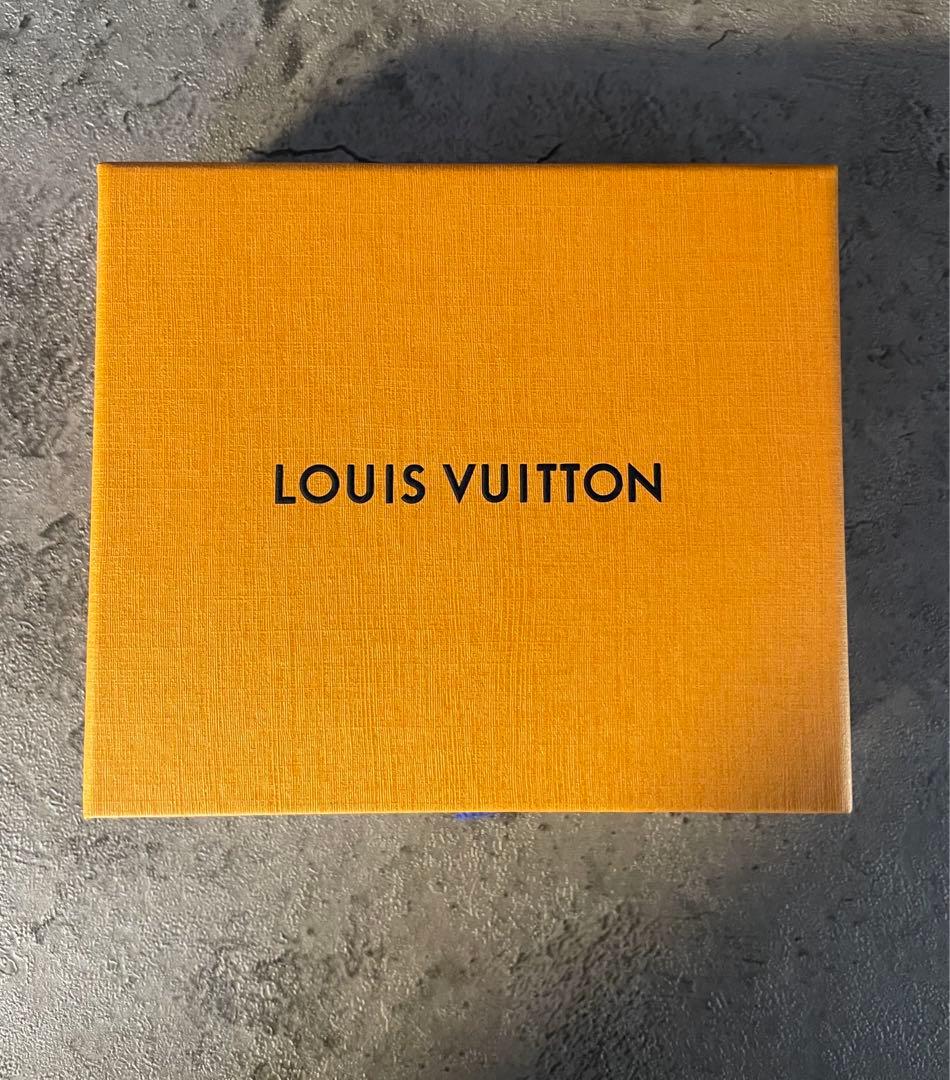 LOUIS VITTON M60152 ジッピーパース　エピ