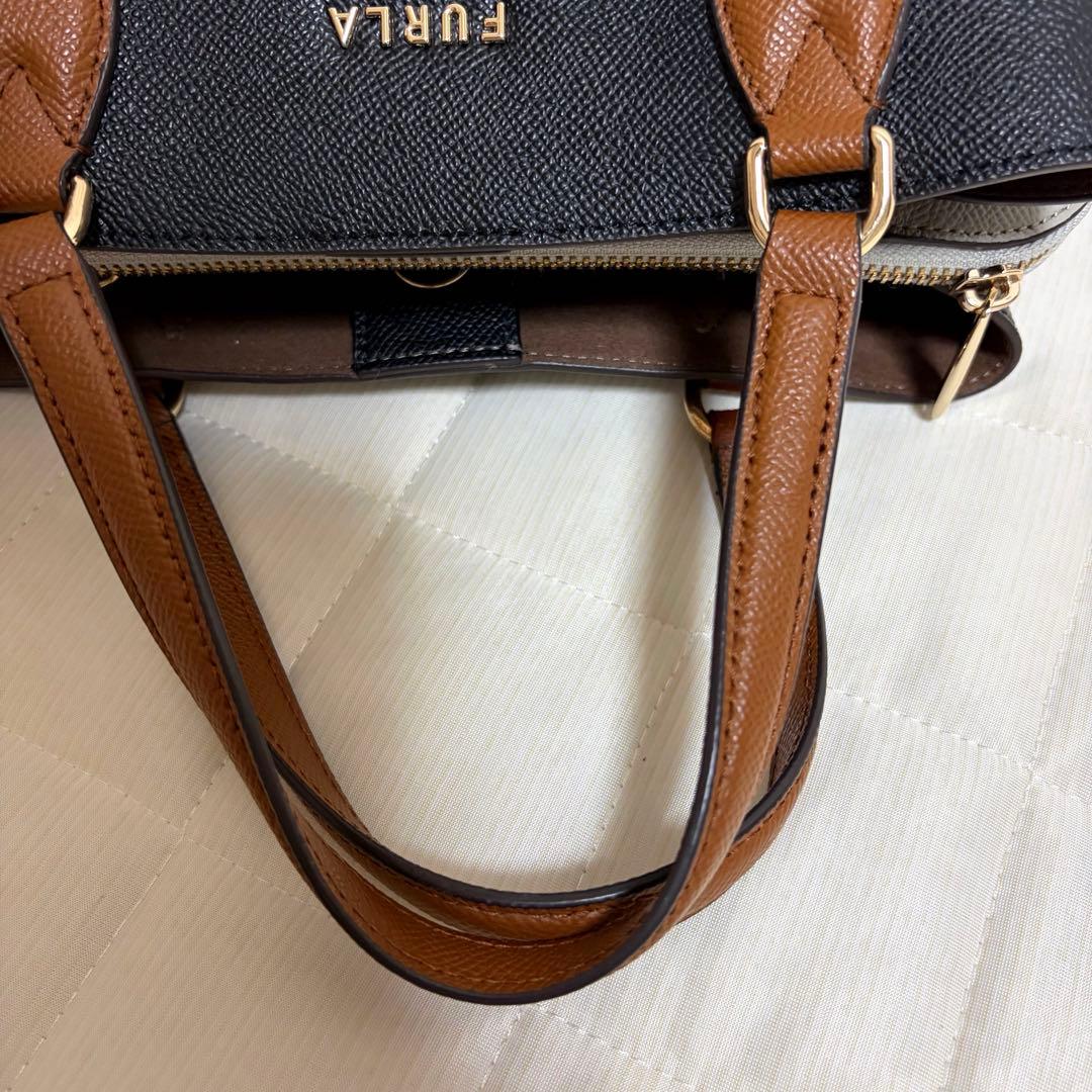 美品☆フルラ2way バイカラー　ミネルヴァトートS