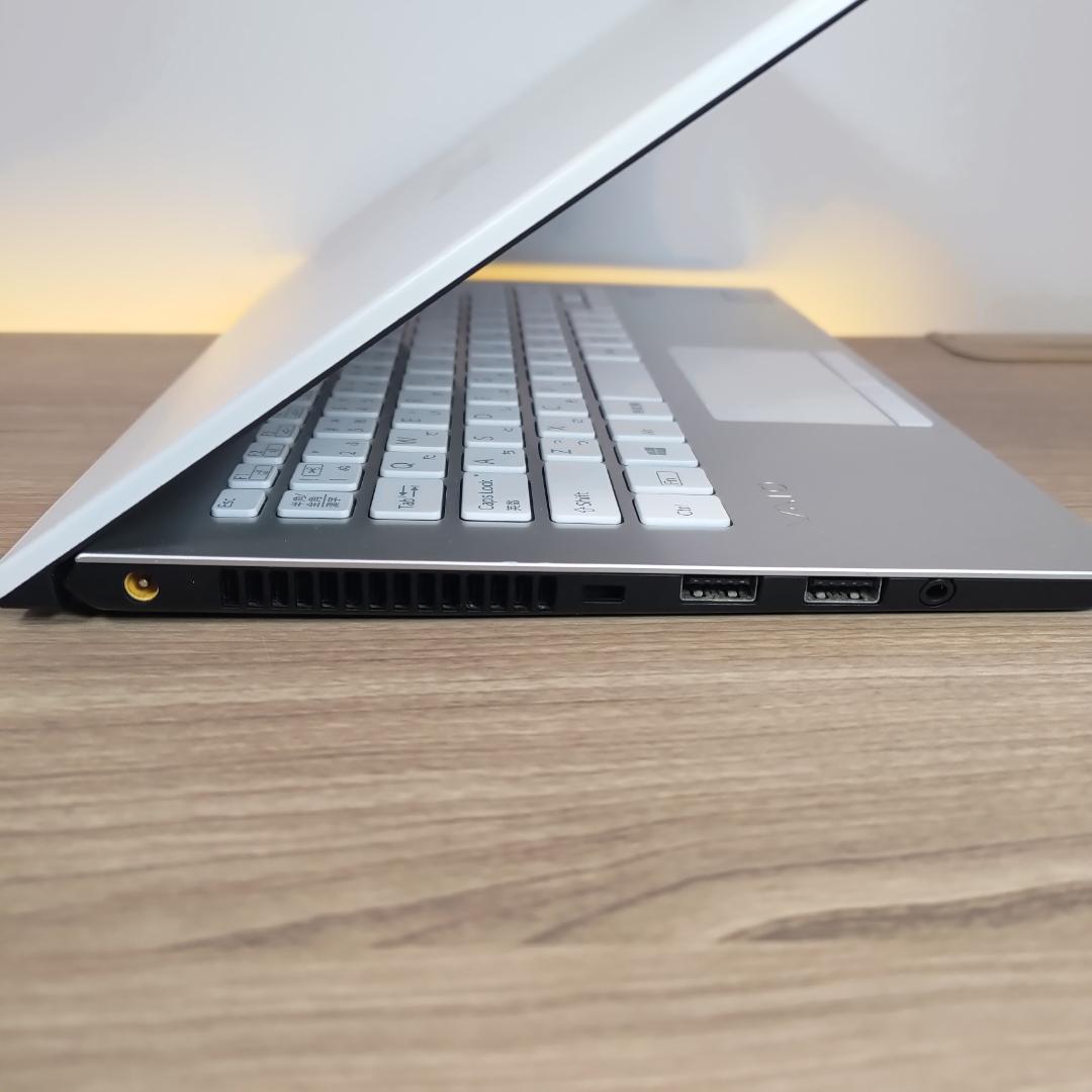 【超希少&美品】VAIO Pro ホワイトLTE+指紋認証オフィス付きノートPC