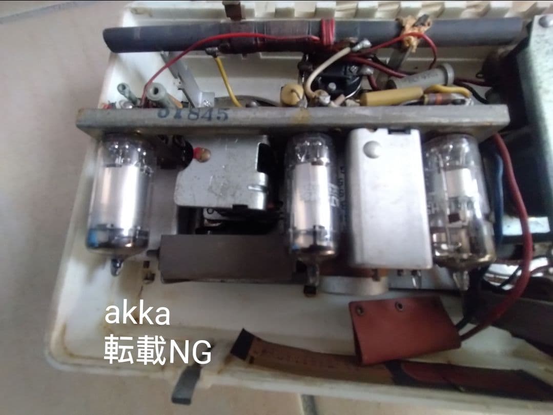 真空管3球タイプ コンパクトAMラジオ ナショナル 1956年製