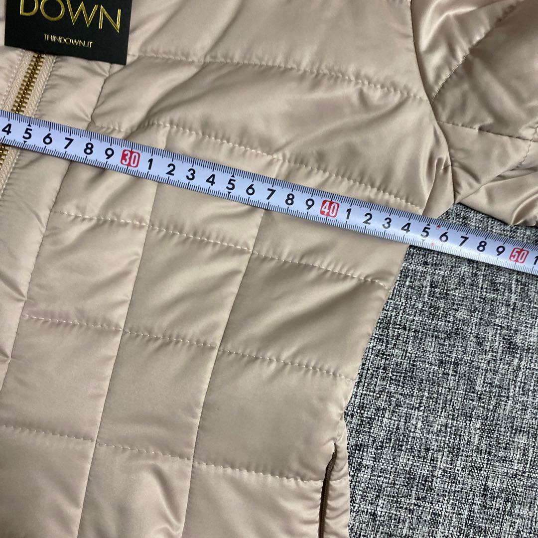 新品未使用　クードシャンスベージュ ザニュールックオブダウン軽量2way 40