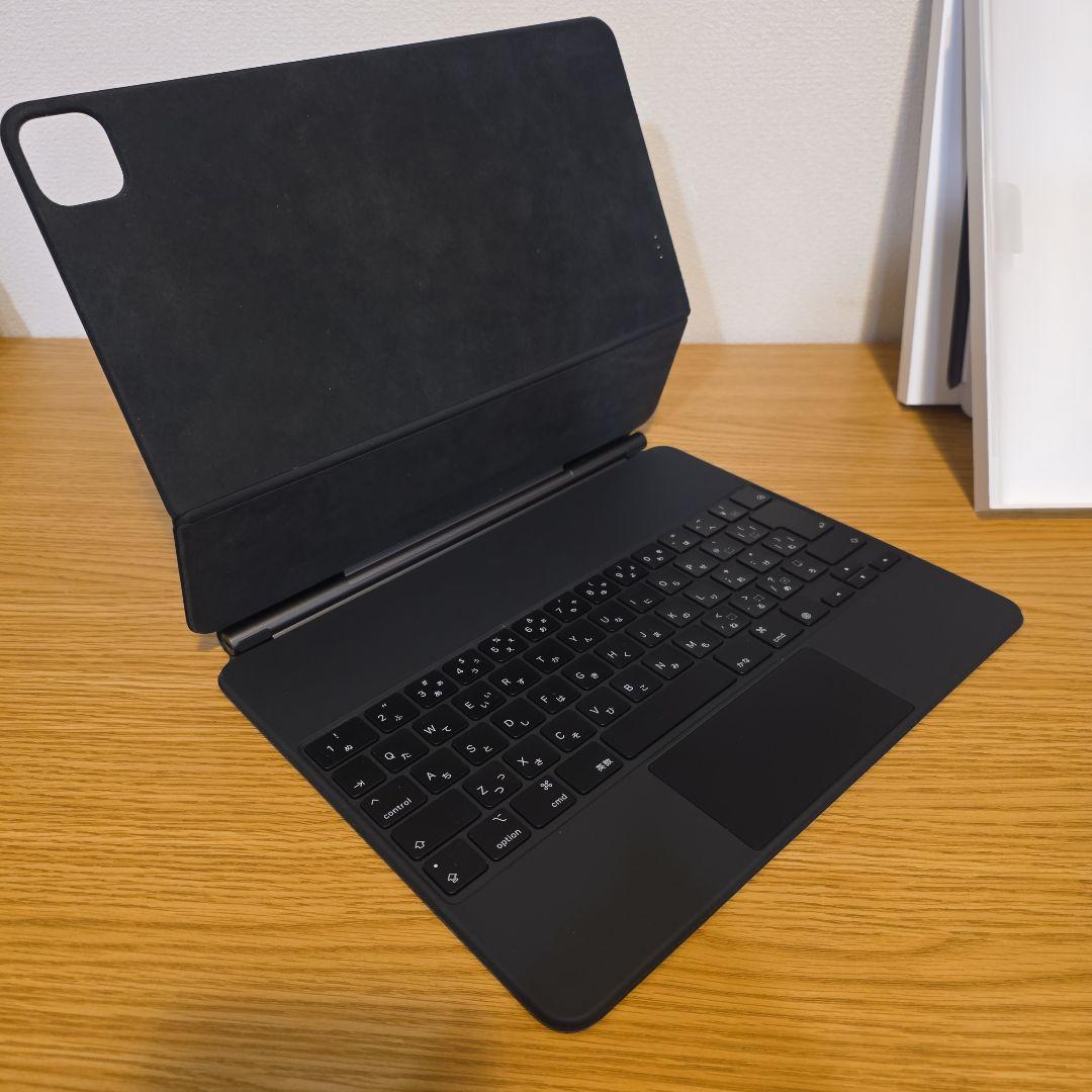 目*黒様 Apple MagicKeyboard 12.9インチ用　 第5世代
