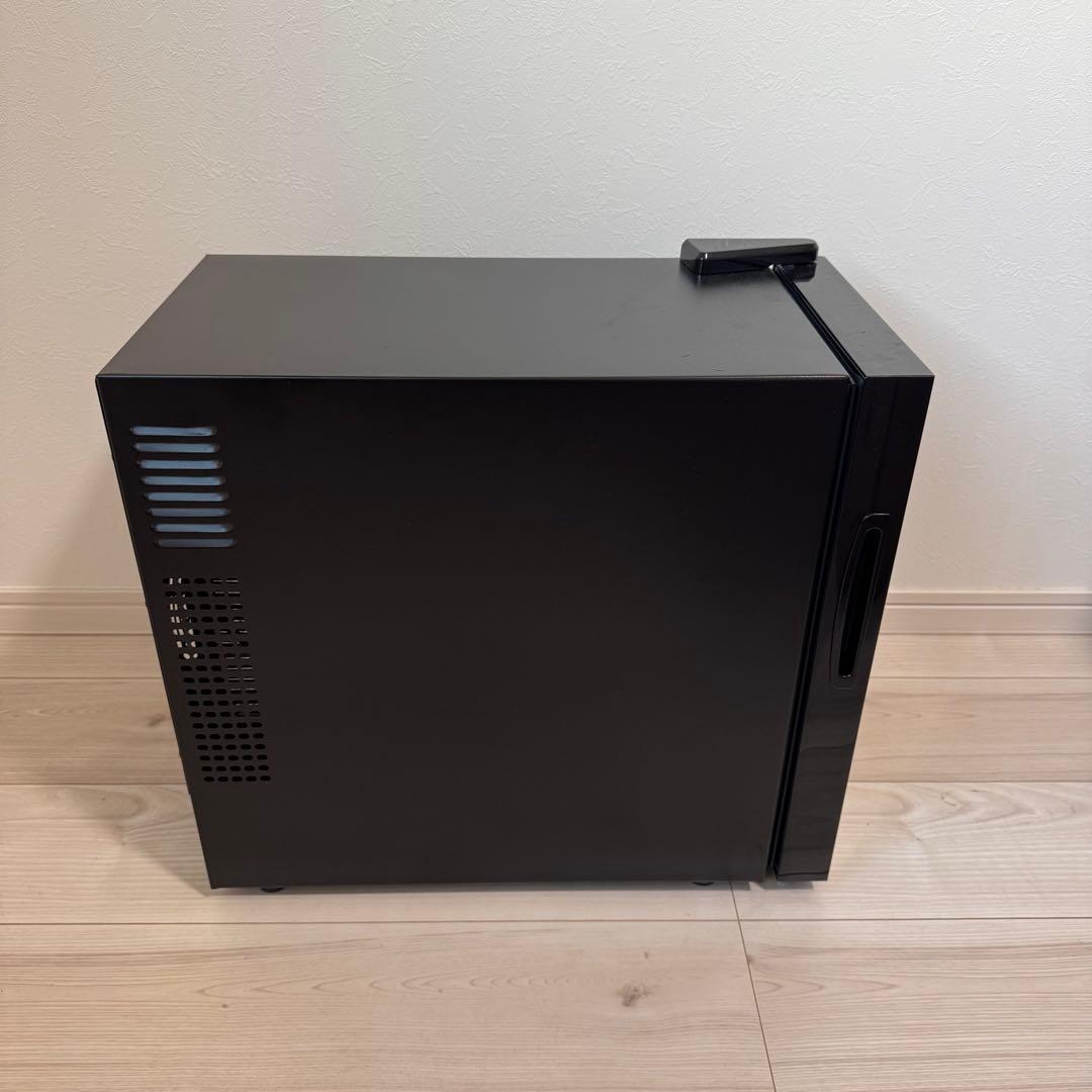 アイリスオーヤマ ワインセラー PWC-251P 黒