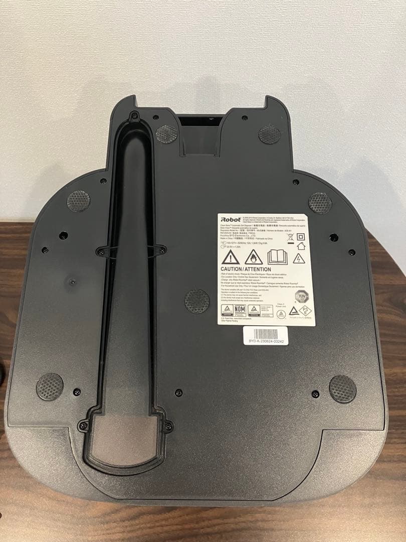 iRobot Roomba i3+ 本体 充電ドック付き