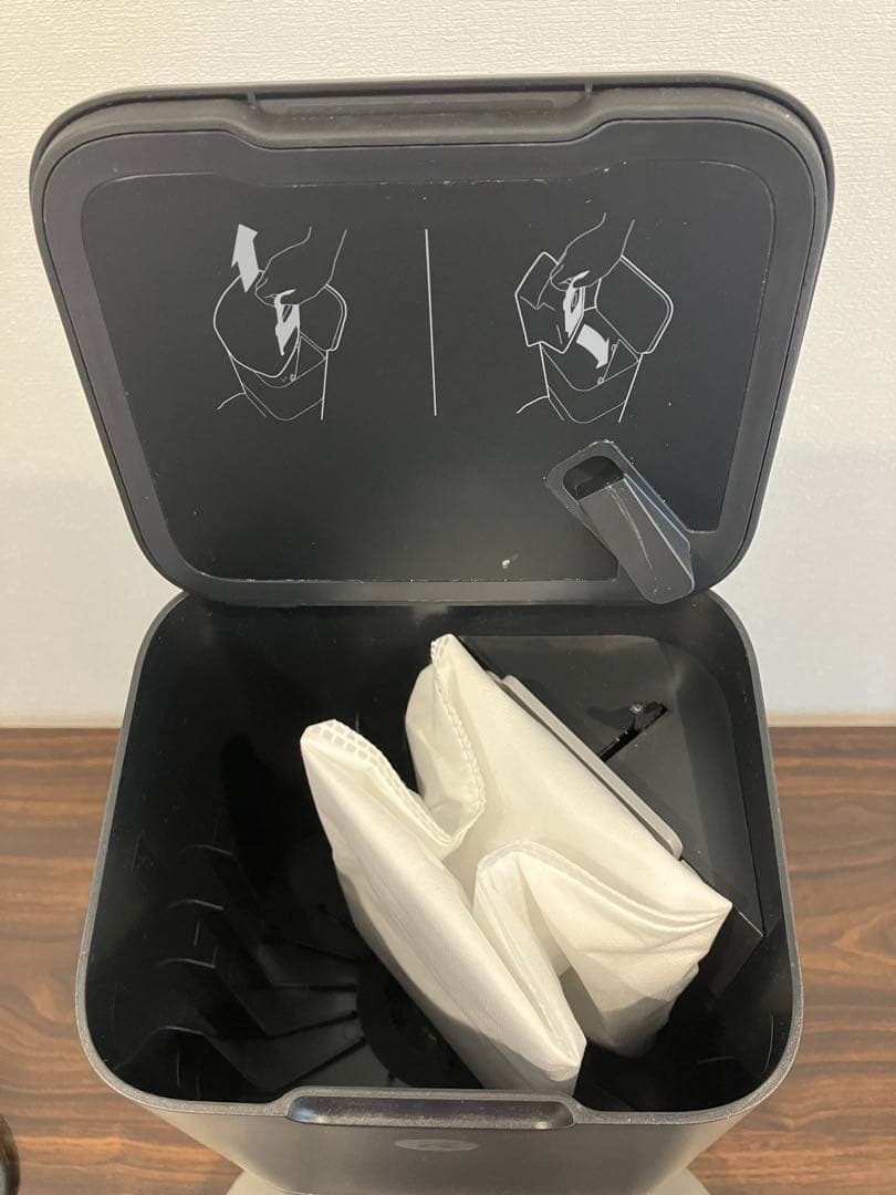 iRobot Roomba i3+ 本体 充電ドック付き