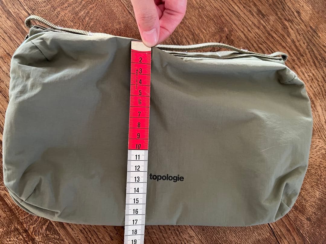 トポロジー topologie ボトルサコッシュ ラージ モス Moss 美品