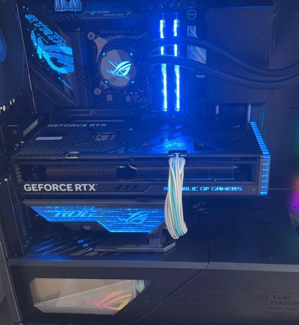 グラフィックボード・グラボ・ビデオカード ASUS ROG STRIX GeForce RTX 4070 Ti SUPER