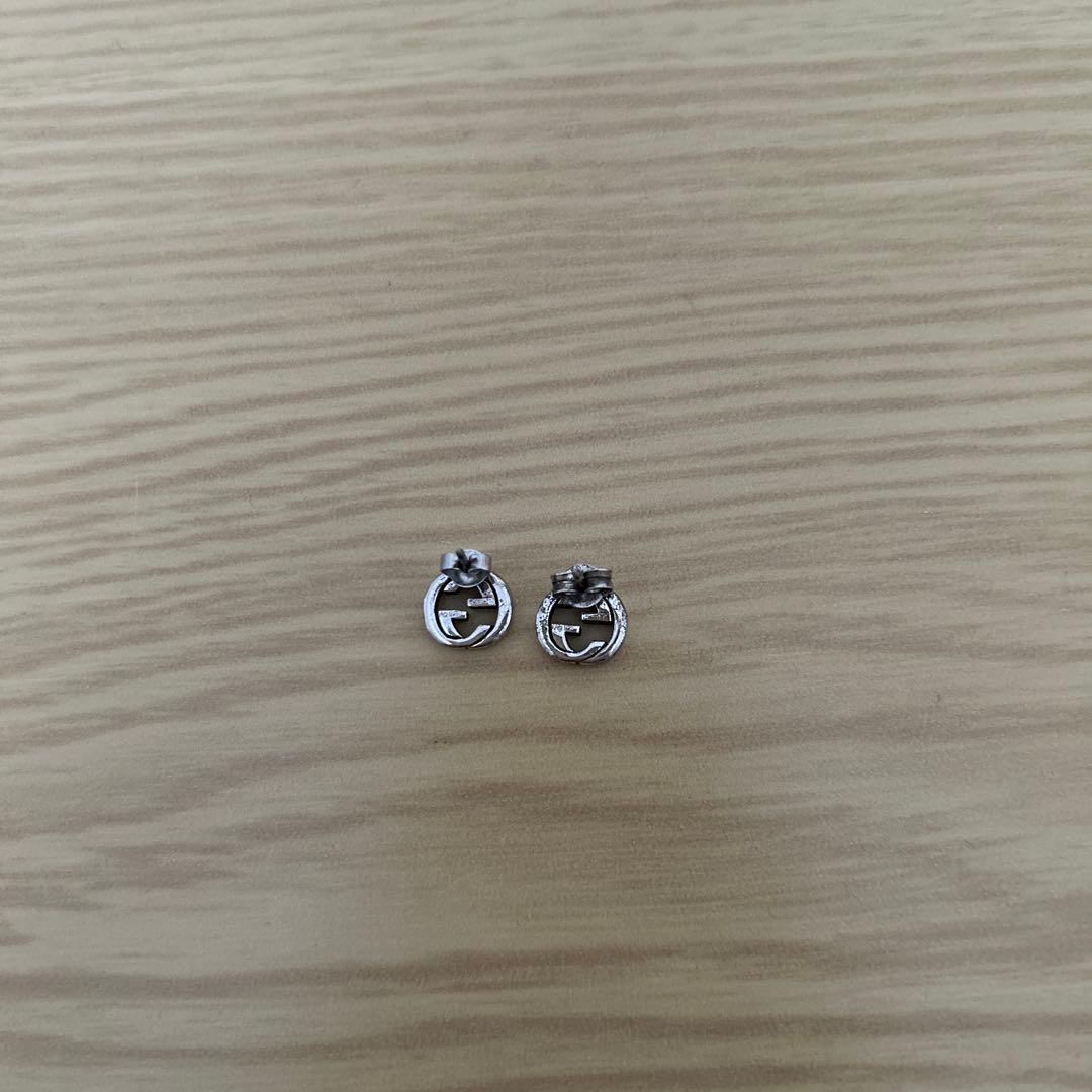 GUCCI ピアス　インターロッキング　silver