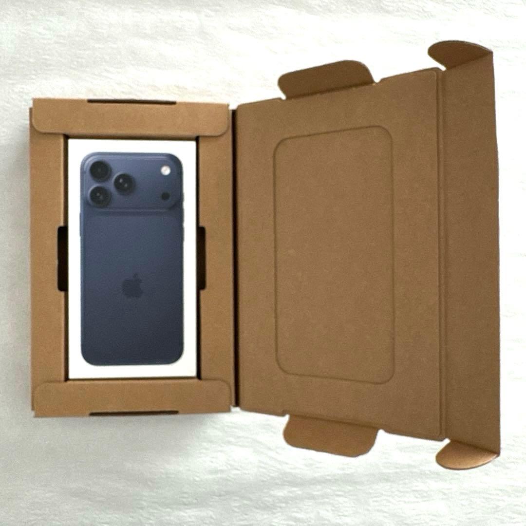 新品未開封Apple iPhone17 ProMaxディープブルー256GB本体