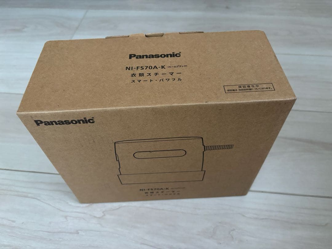 【値下げ中！】【新品未使用】衣類スチーマー　Panasonic NI-FS70A