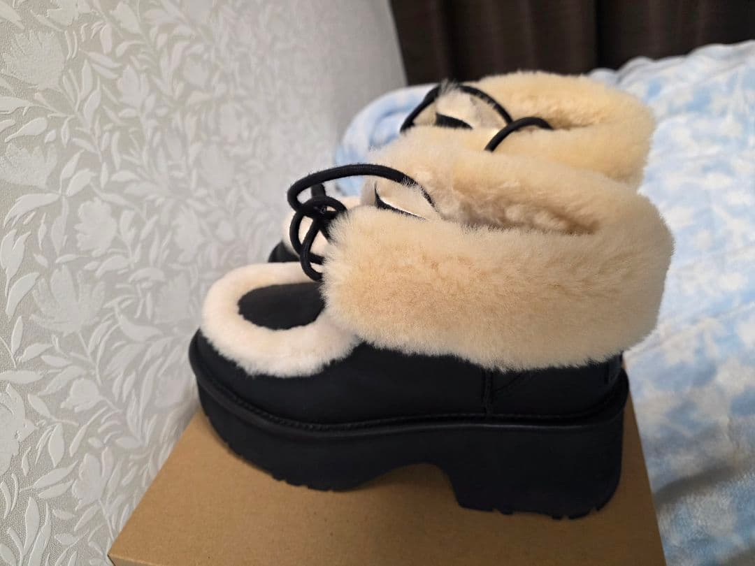 靴 UGG W Esme 26/40