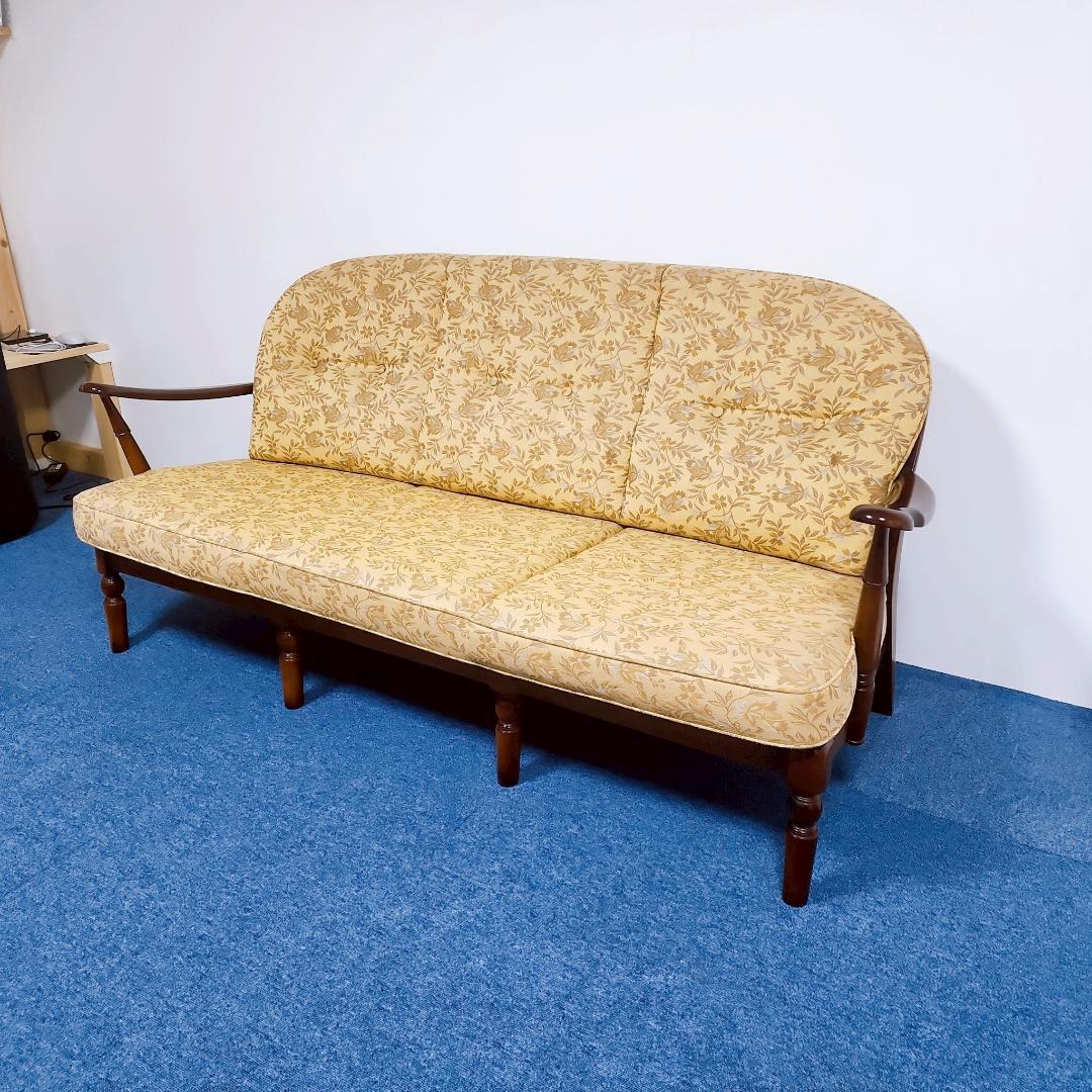 【美品】karimoku カリモク家具 コロニアルソファ　3人掛け 高級家具