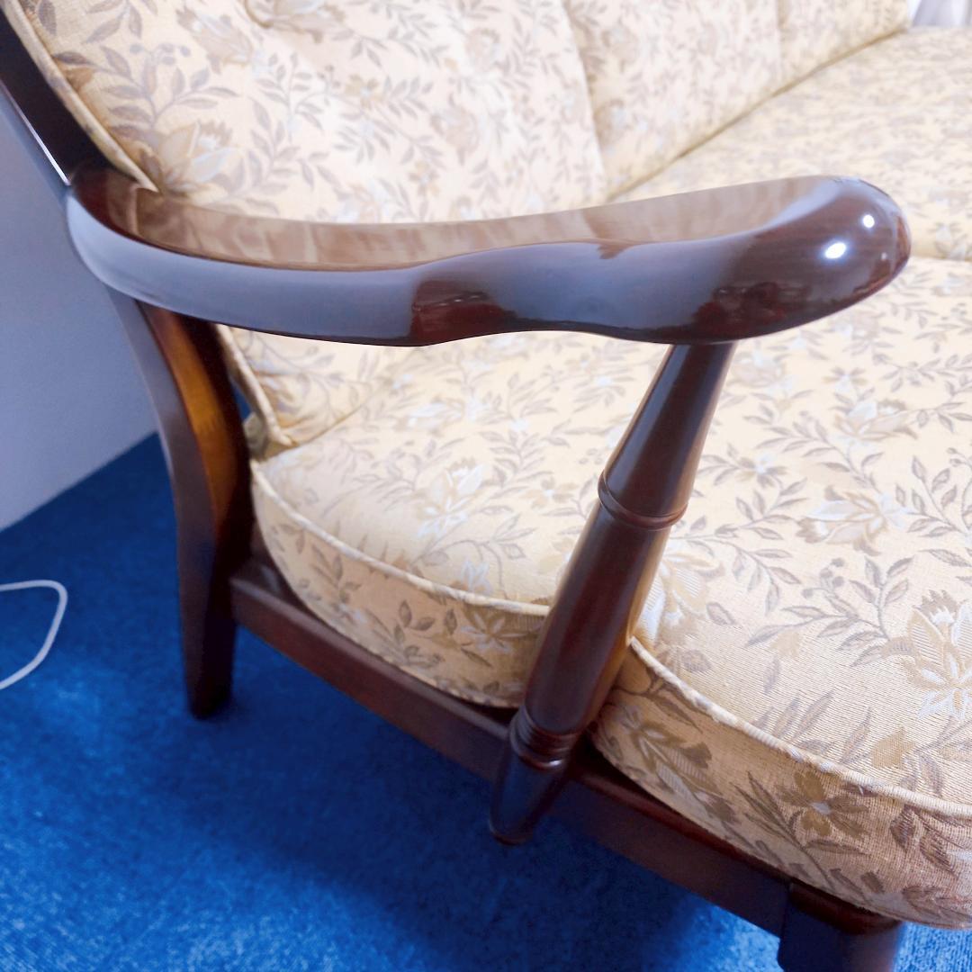 【美品】karimoku カリモク家具 コロニアルソファ　3人掛け 高級家具