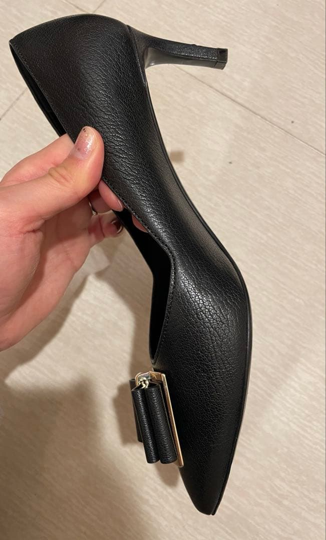 美品　フェラガモ　ZAIA パンプス　ブラック　サイズ6