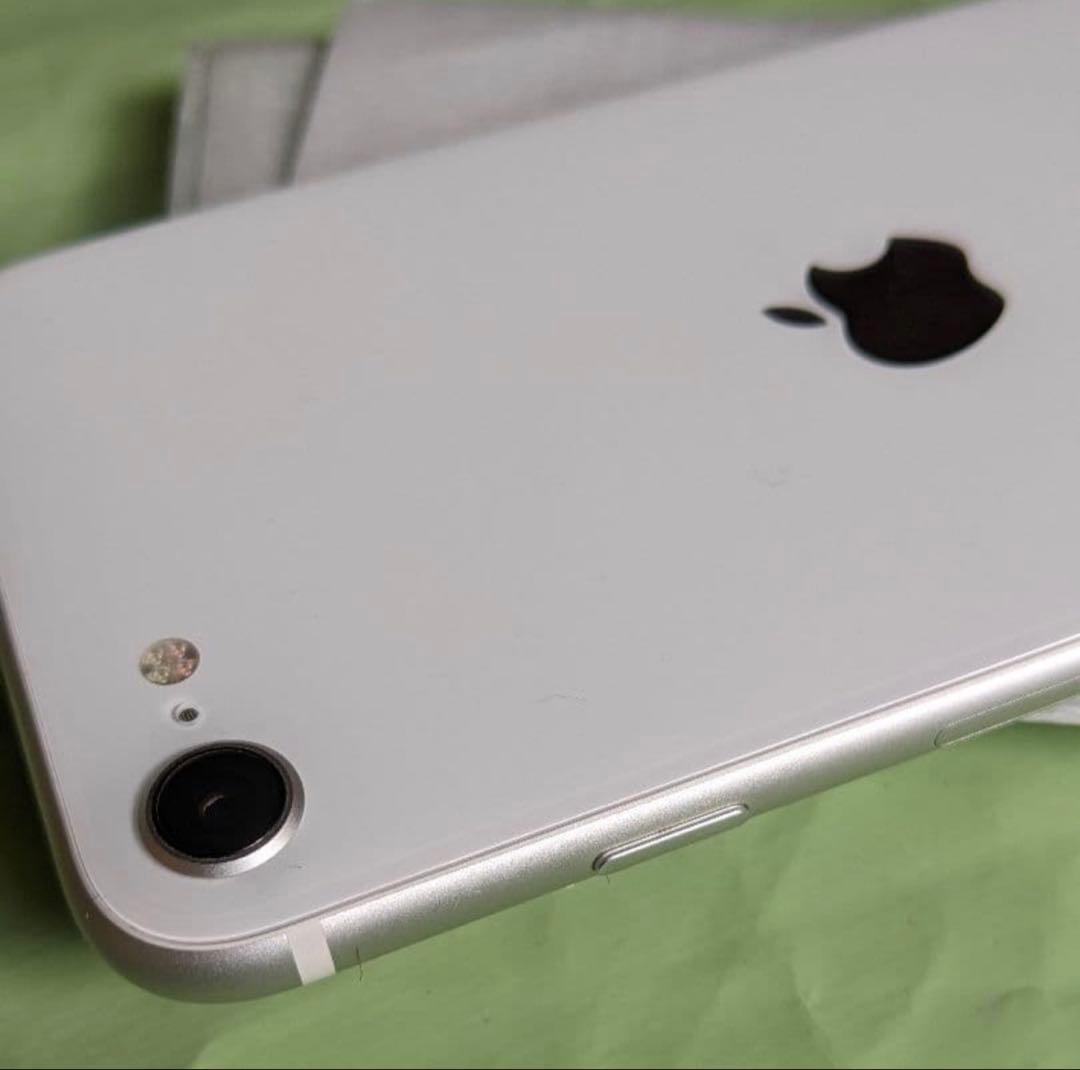 iPhone SE2 第2世代 64GB 箱無し SIMフリー
