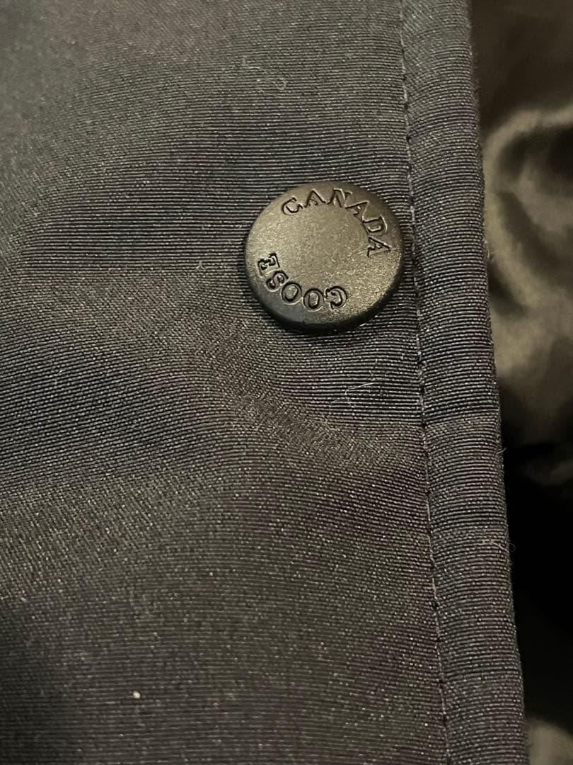 【お値下げ超美品】カナダグースシェルバーンパーカー ブラックレーベル　Mサイズ